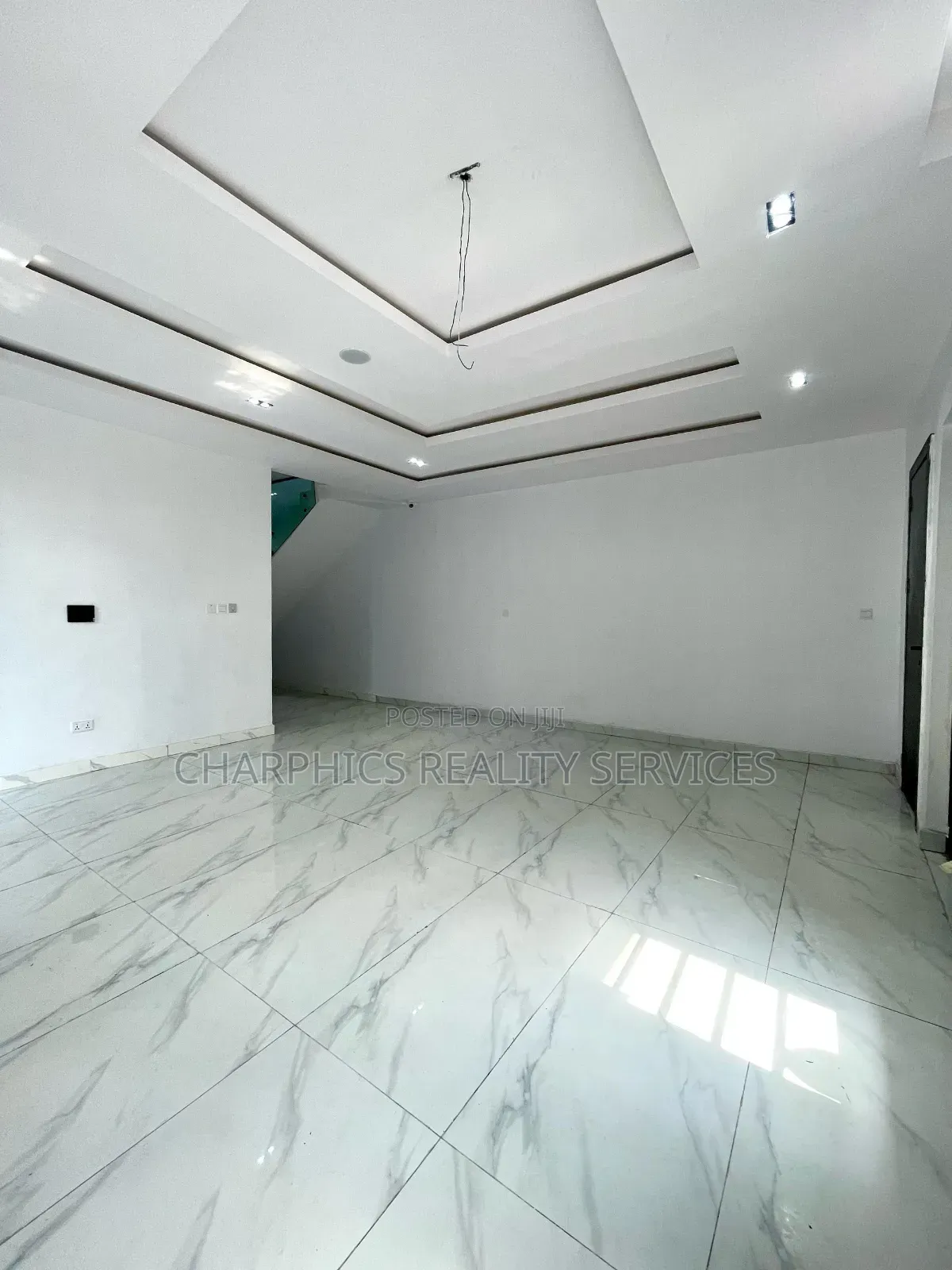 4bdrm Duplex in Agungi for sale