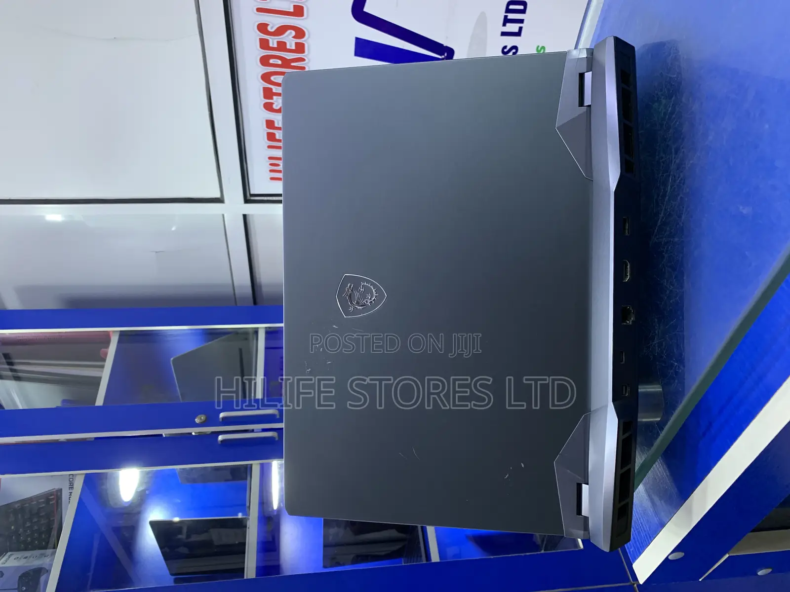 Laptop MSI Raider GE76 12UGS 32GB Intel Core i7 SSD 512GB