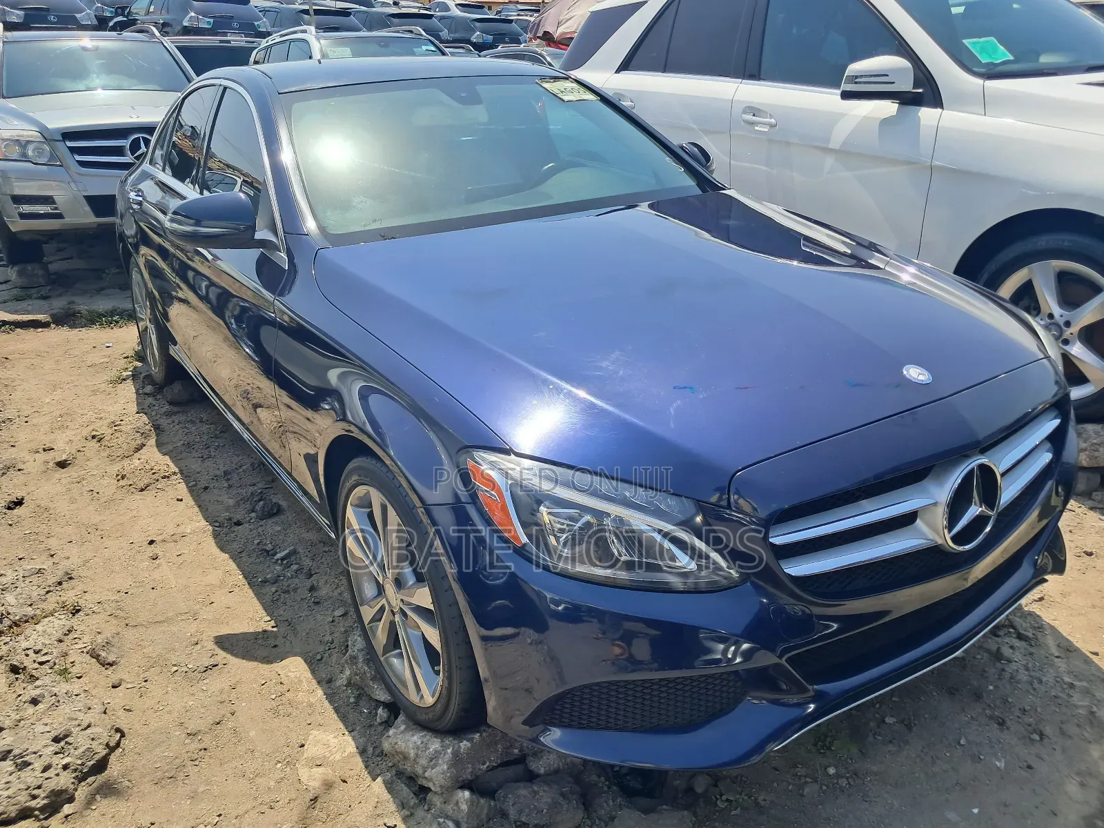 Mercedes-Benz C300 2016 Blue