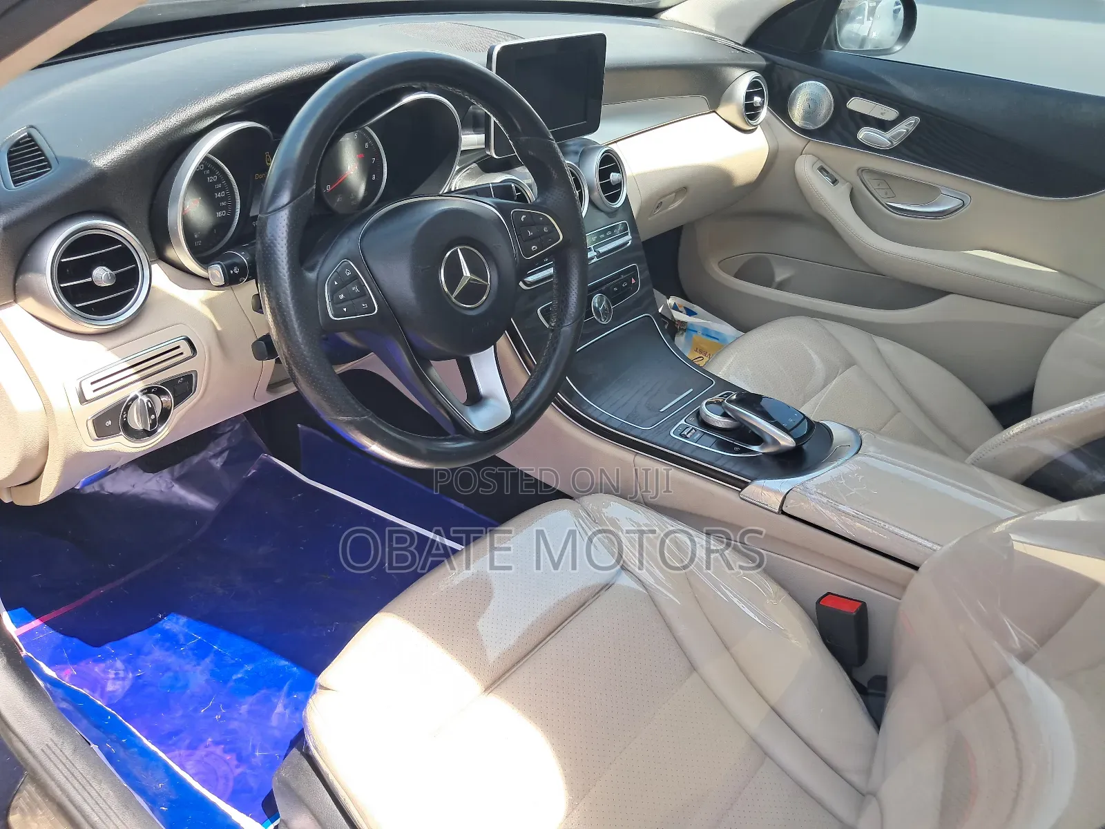 Mercedes-Benz C300 2016 Blue