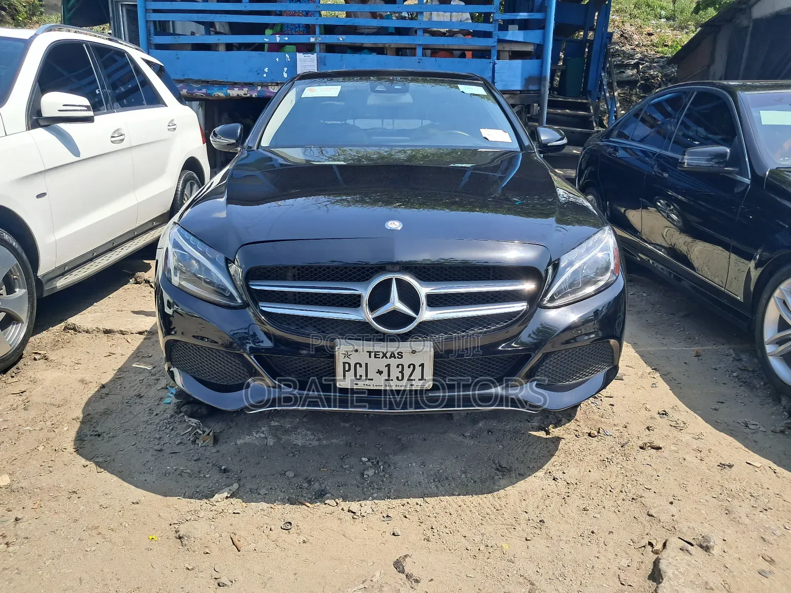 Mercedes-Benz C300 2018 Black