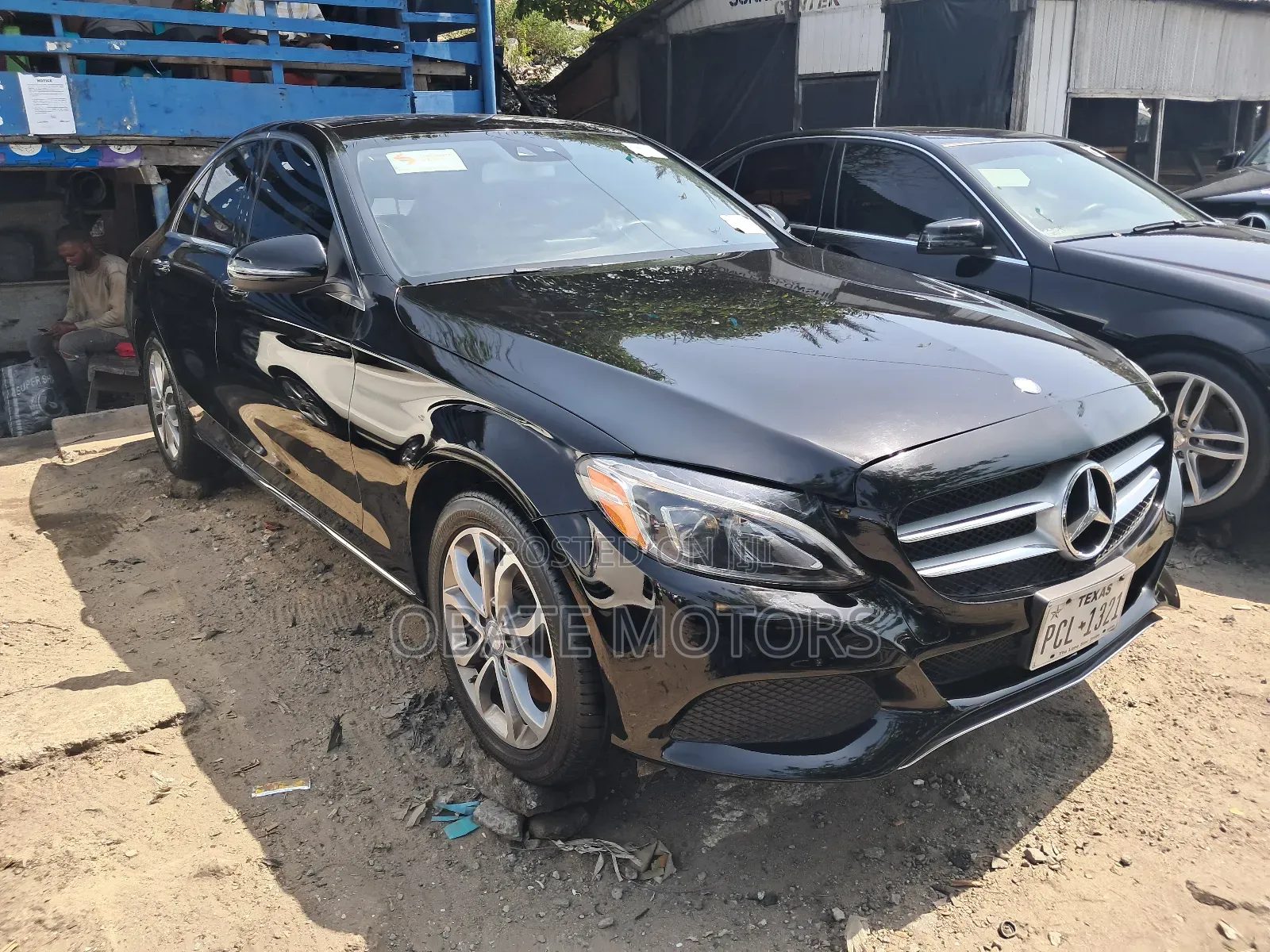 Mercedes-Benz C300 2018 Black