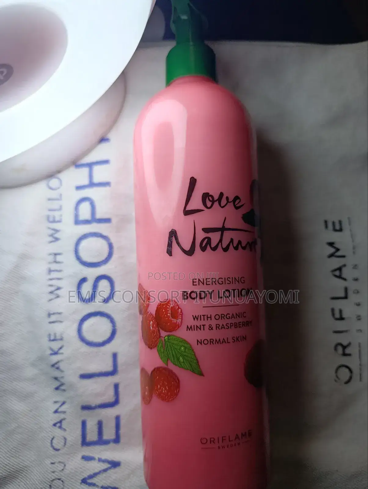Love Nature Raspberry Body Lotion