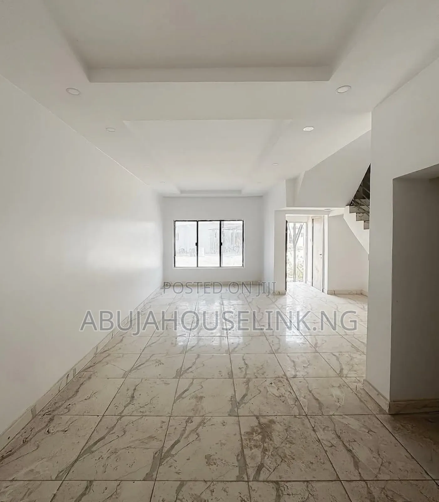 4bdrm Townhouse/Terrace in Jahi by Tarred Road for Sale