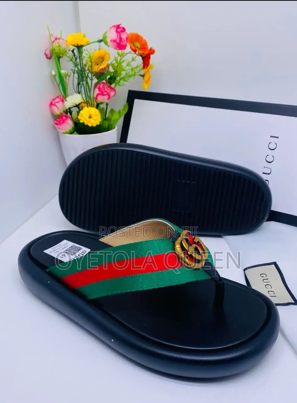 Quality, Stylish and Comfy Men’S Slippers