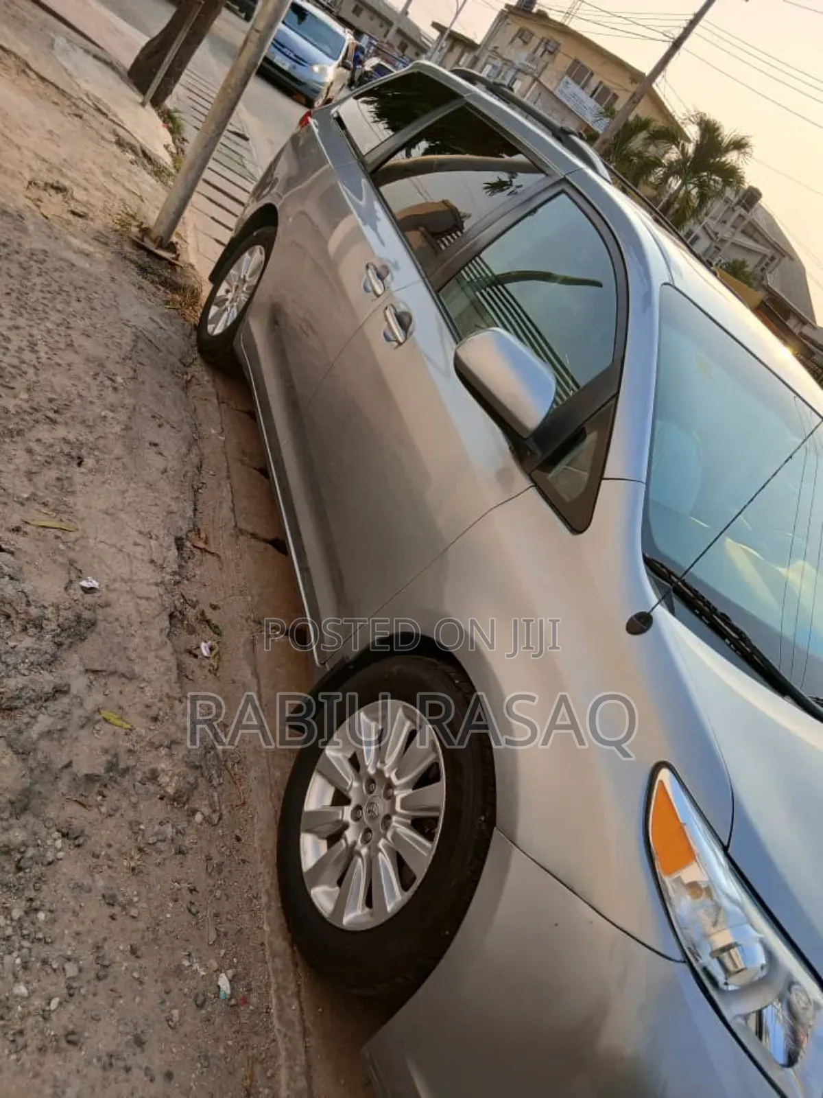 Toyota Sienna 2012 Blue