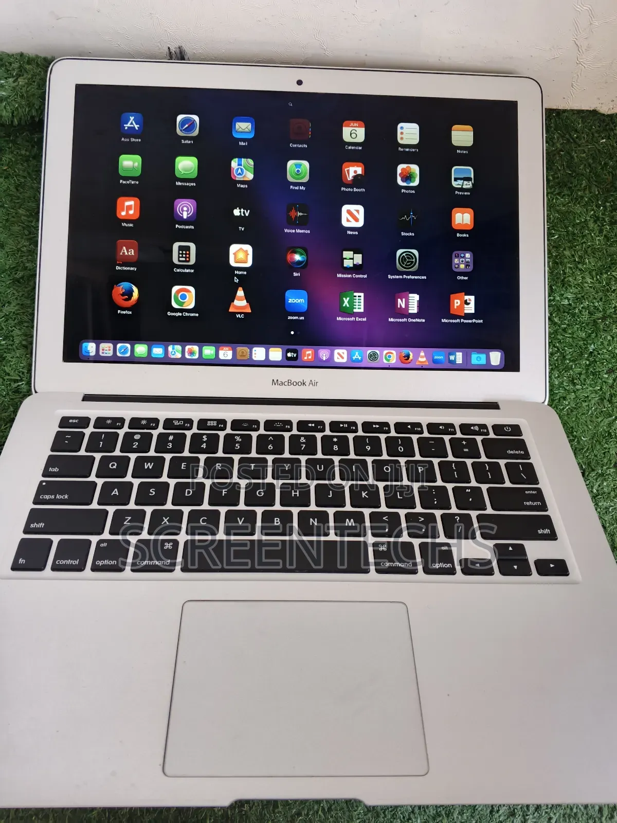 Laptop Apple MacBook Air 2015 4GB Intel Core i5 SSD 128GB
