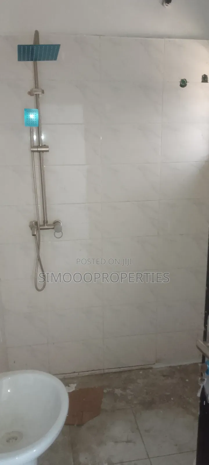 3bdrm Bungalow in Peak Park Estates, Awoyaya for sale
