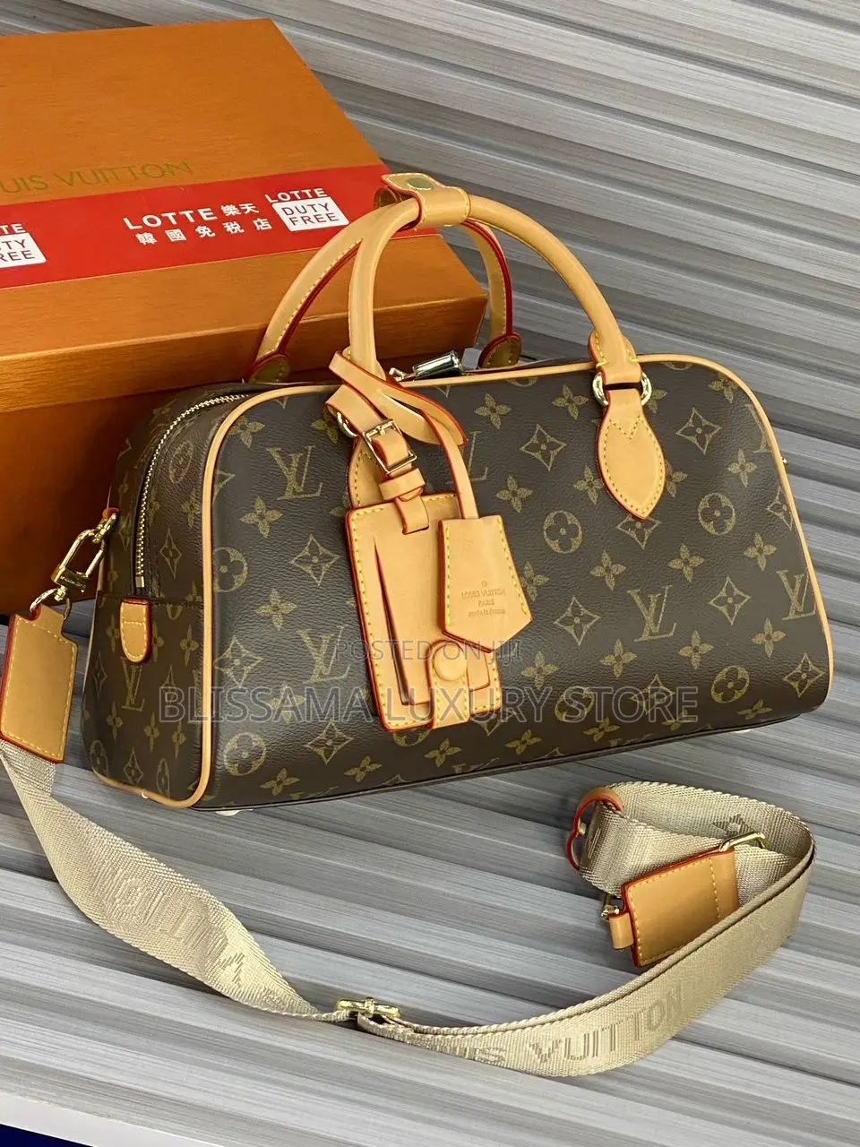 Louis Vuitton Luxury Quality Female Hand Bags