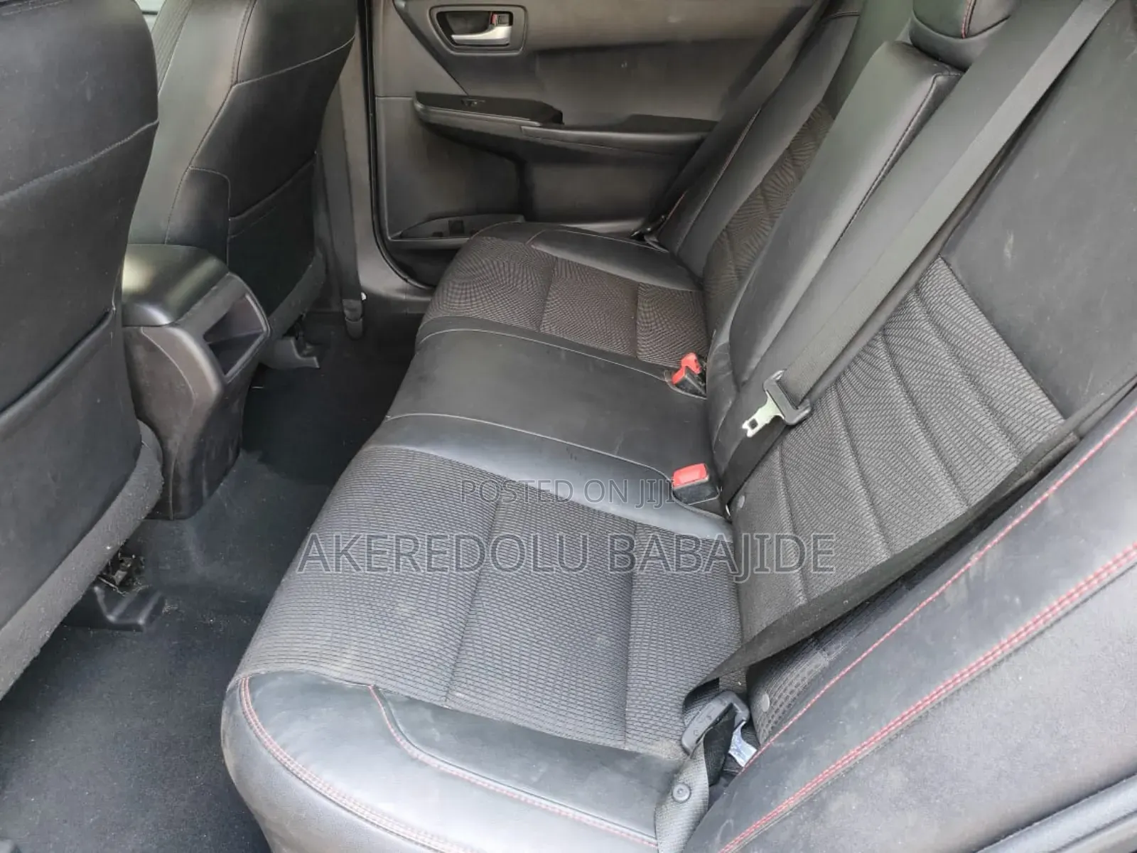 Toyota Camry SE V6 4dr Sedan (3.5L 6cyl 6A) 2013 Black