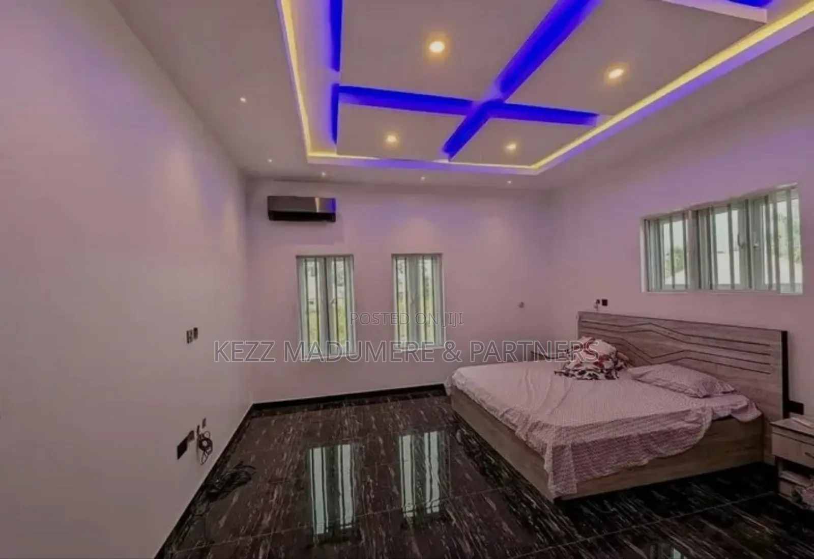 5bdrm Duplex in Near Godswill for sale