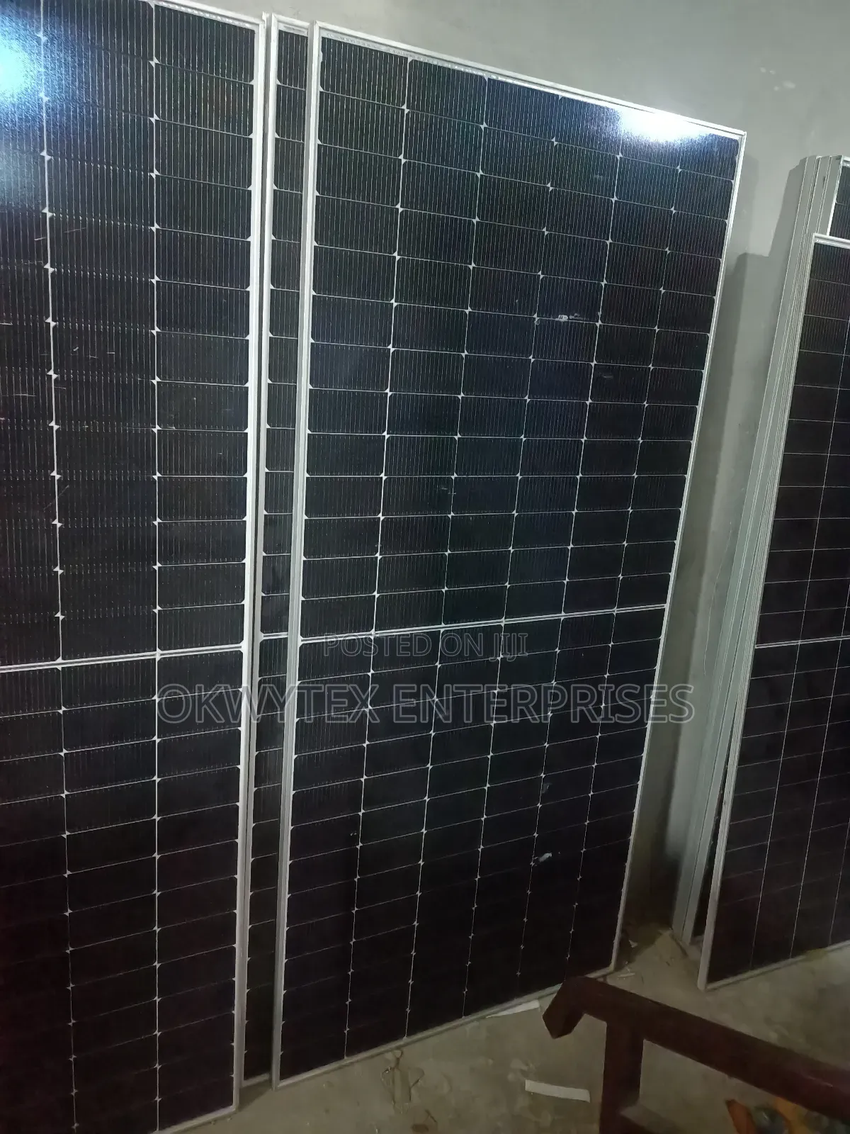 650watts Jinko Mono Crystalline Solar Panels