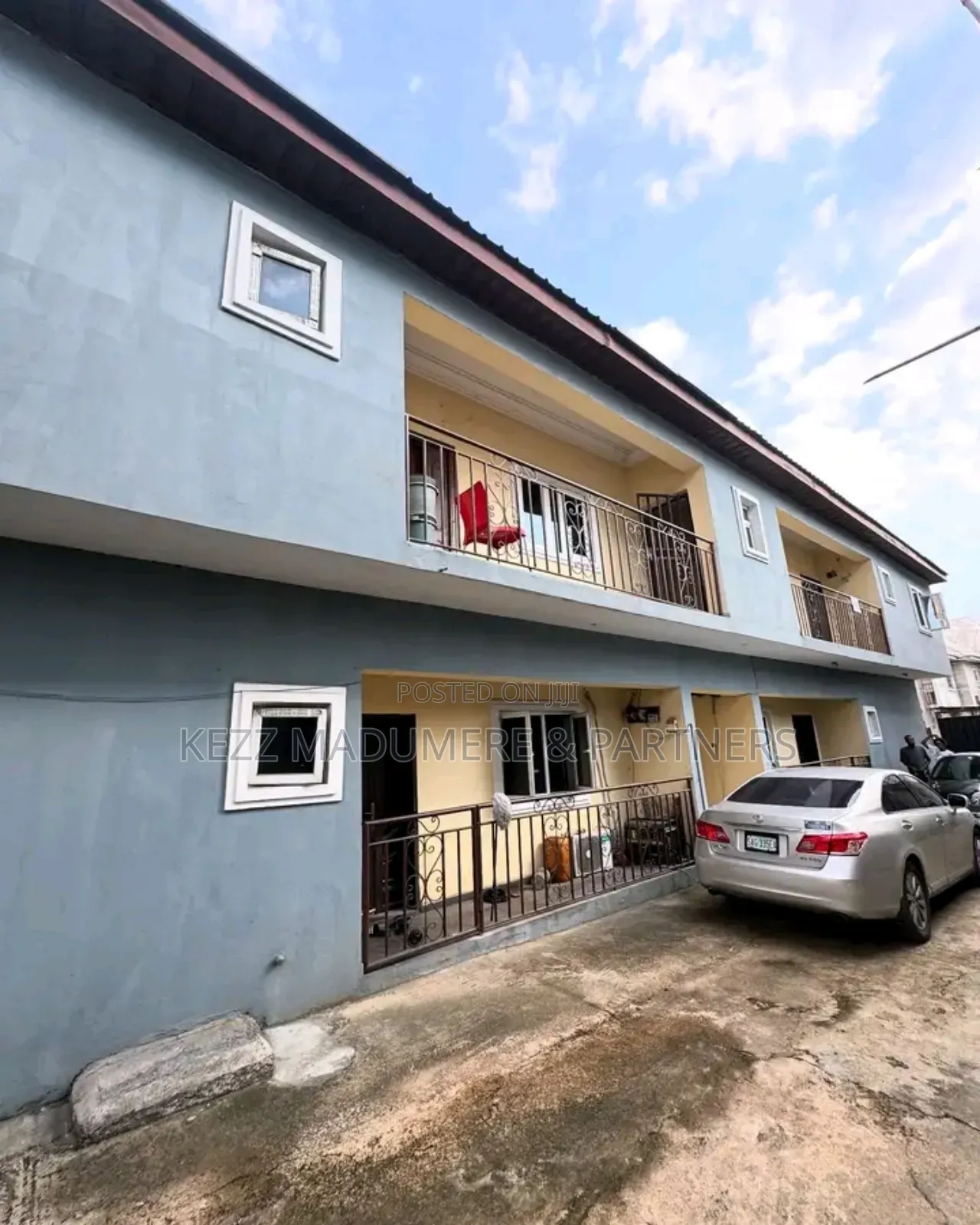 4bdrm Block of Flats in Apara Link Road Port-Harcourt for sale