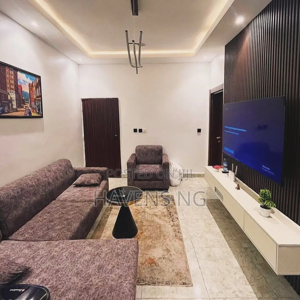 Serviced One Bedroom Apartment