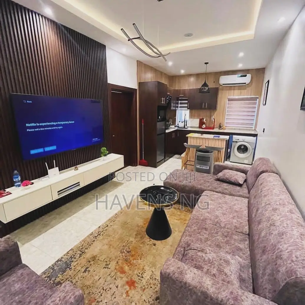 Serviced One Bedroom Apartment