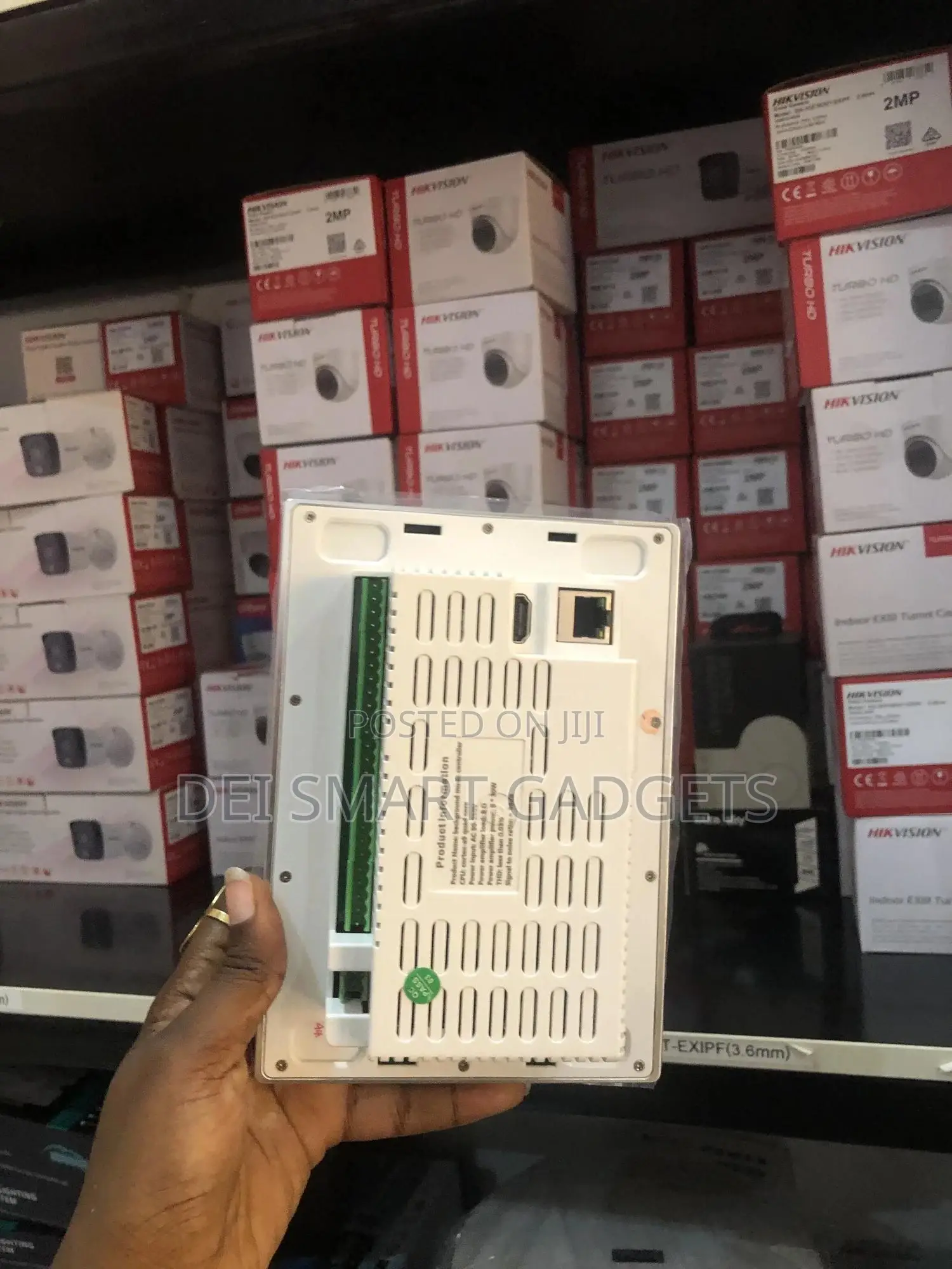 8inch Tundra Wall Amplifier