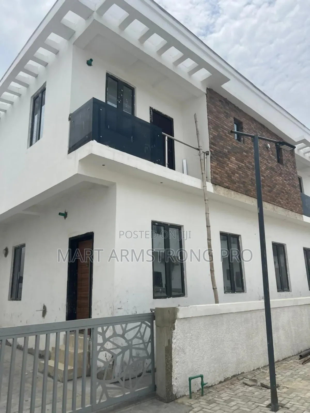 Furnished 4bdrm Duplex in Romax Estate for sale