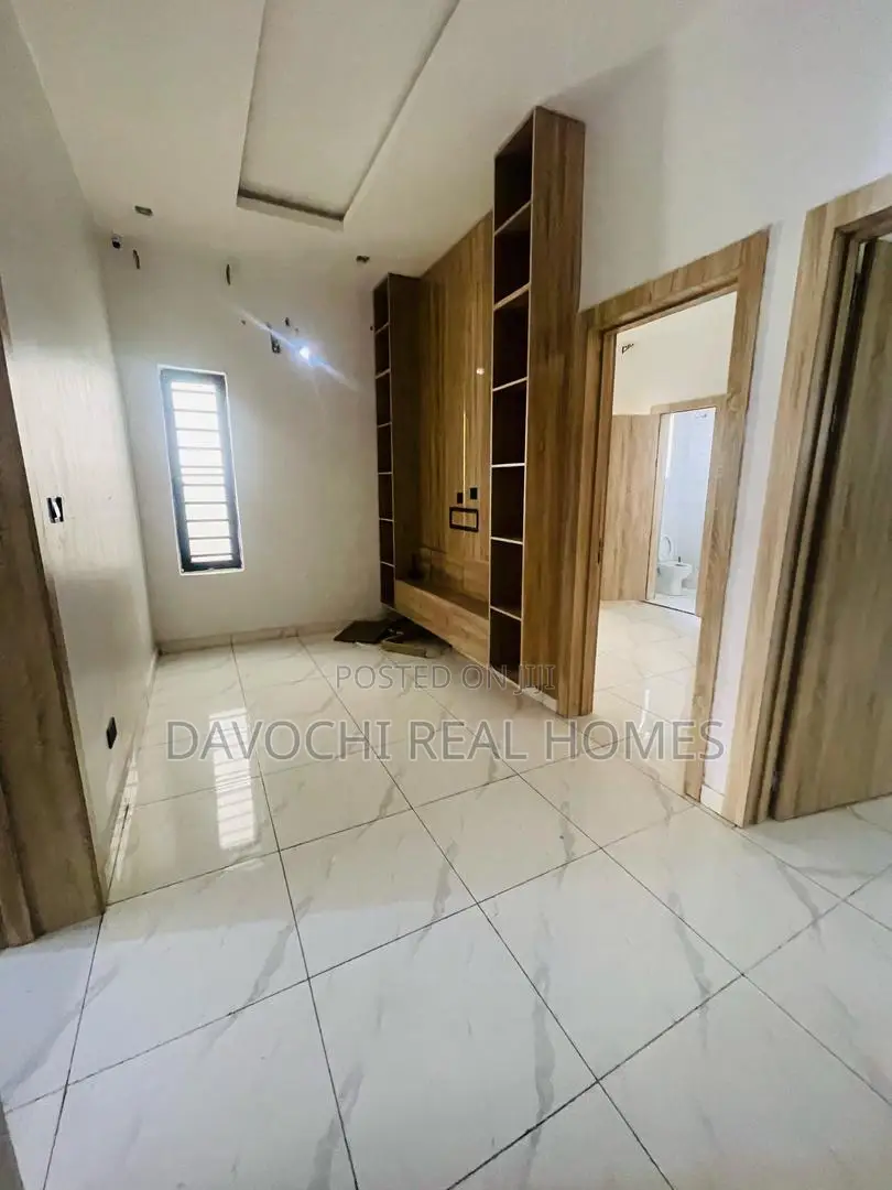 Furnished 4bdrm Duplex in Orchid Road, Lekki Phase 2 for rent