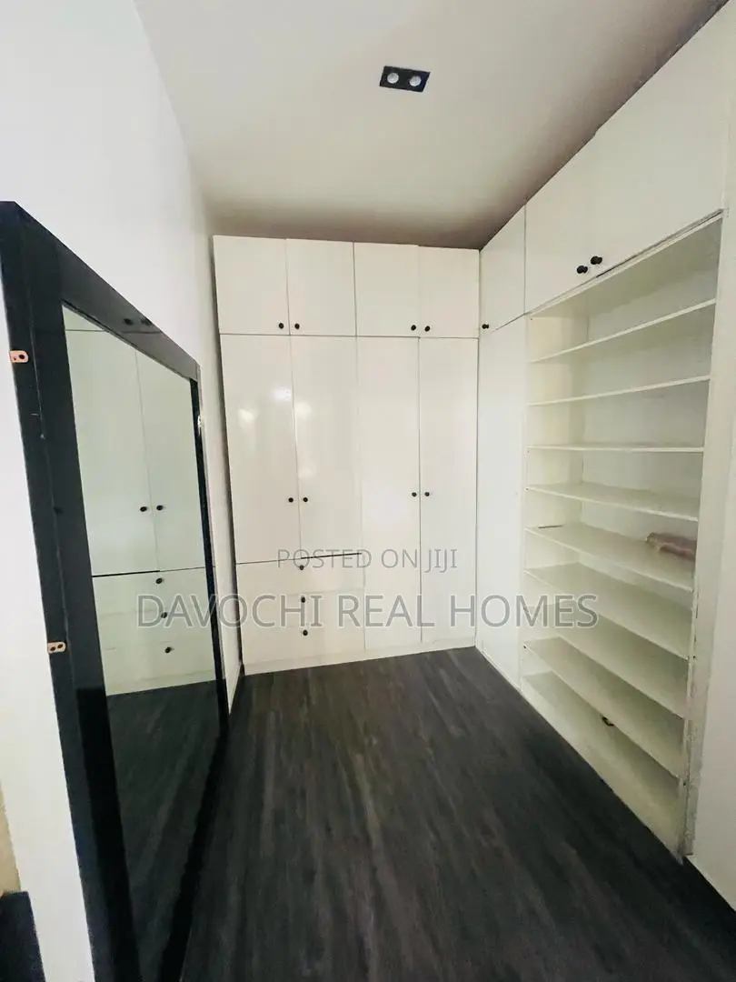 Furnished 4bdrm Duplex in Orchid Road, Lekki Phase 2 for rent