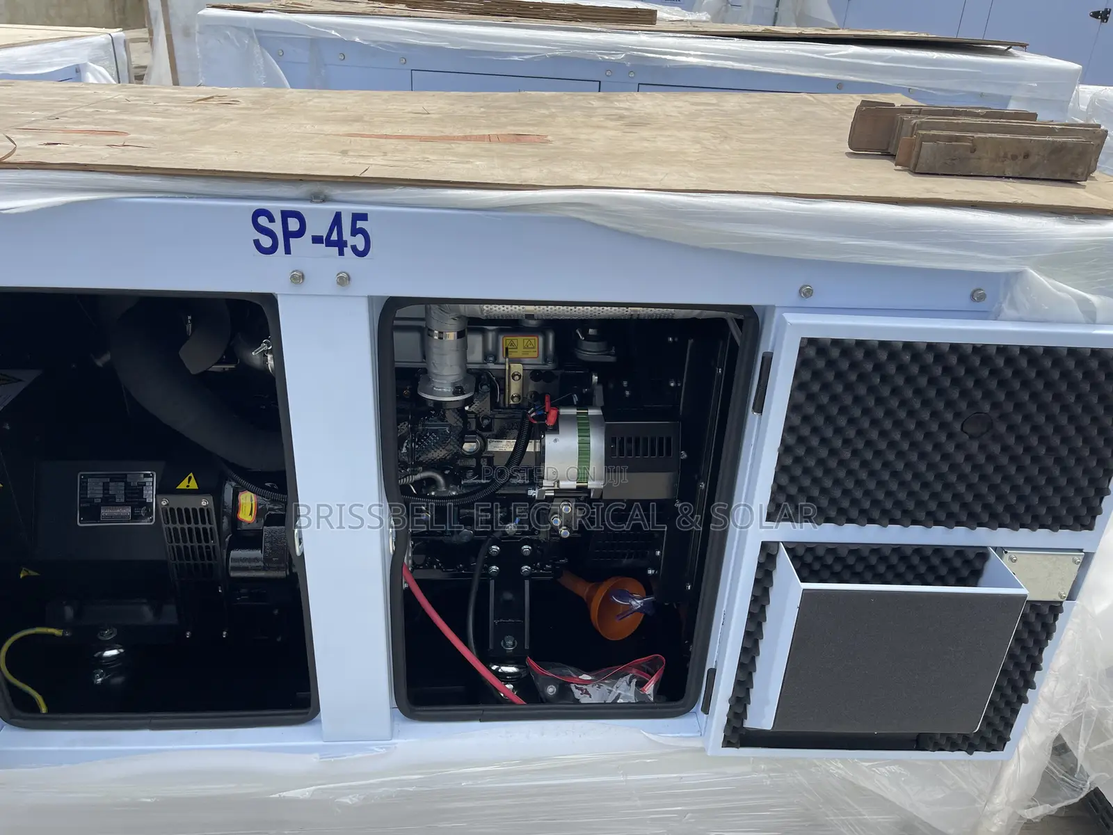 Brilliant England Perkins Soundproof Diesel Generator 45kva