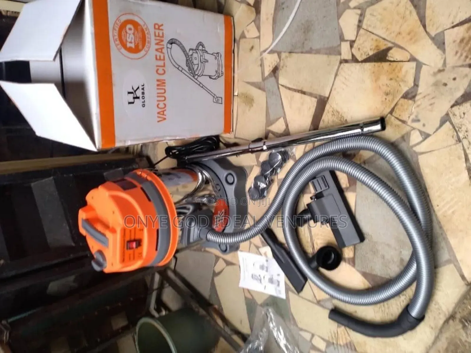 Wet and Dry Vacuum Cleaner
