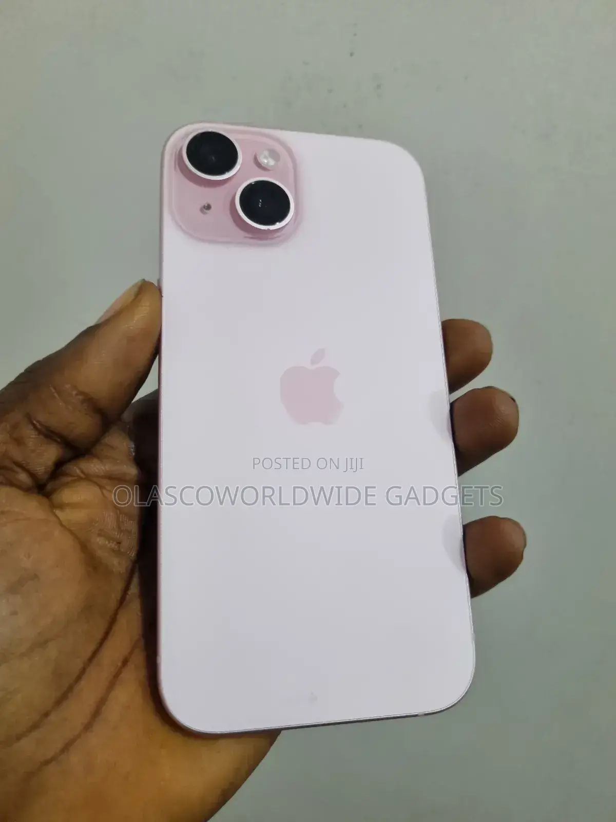 New Apple iPhone 15 128 GB Pink