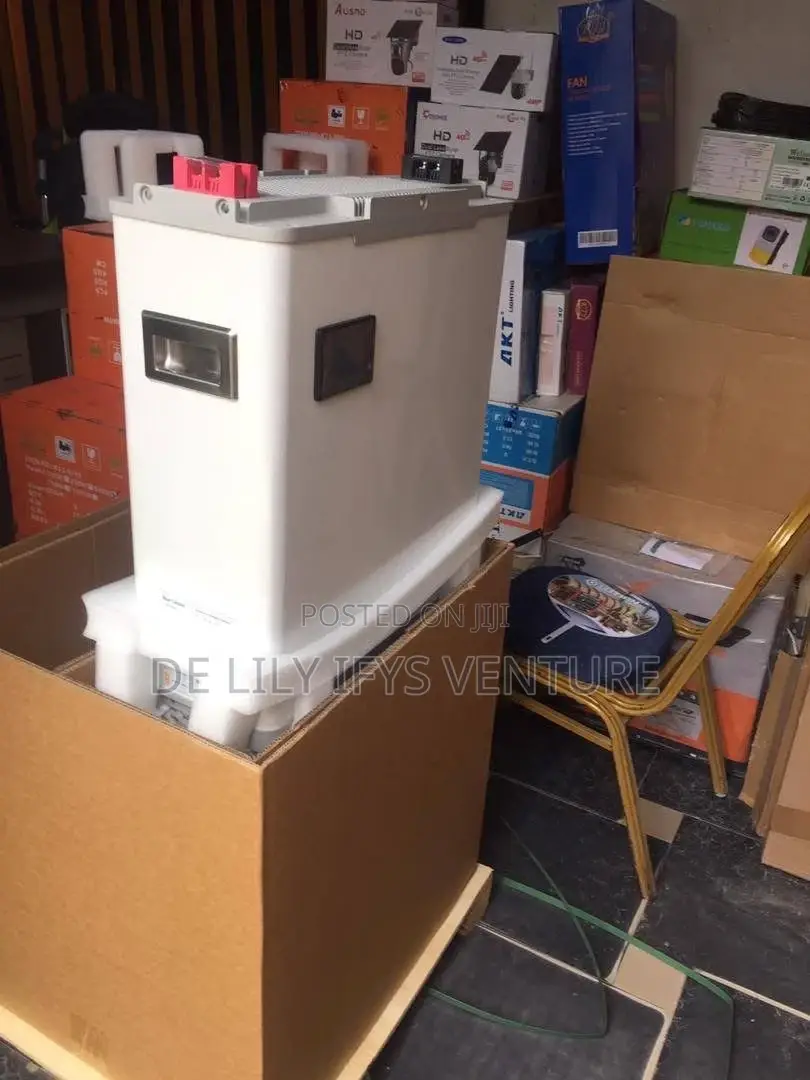 Blue Carbon Lithium Battery 15kwh 51.2v With BMS