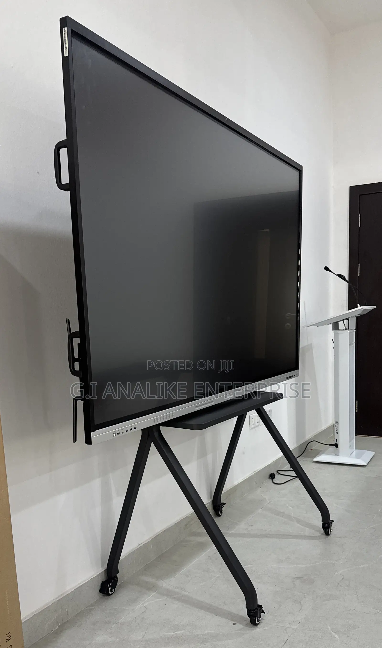 Flat Panel Movable Stand.