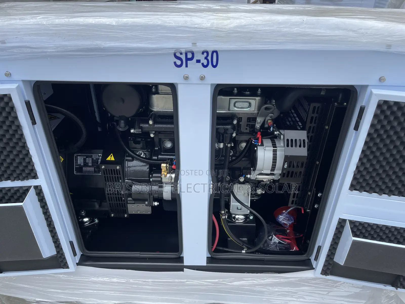 Quality England Perkins Soundproof Diesel Generator 30kva