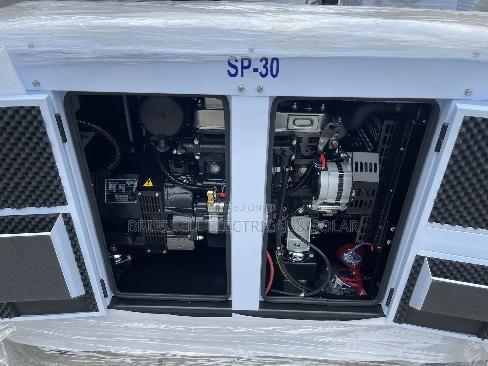 Quality England Perkins Soundproof Diesel Generator 30kva