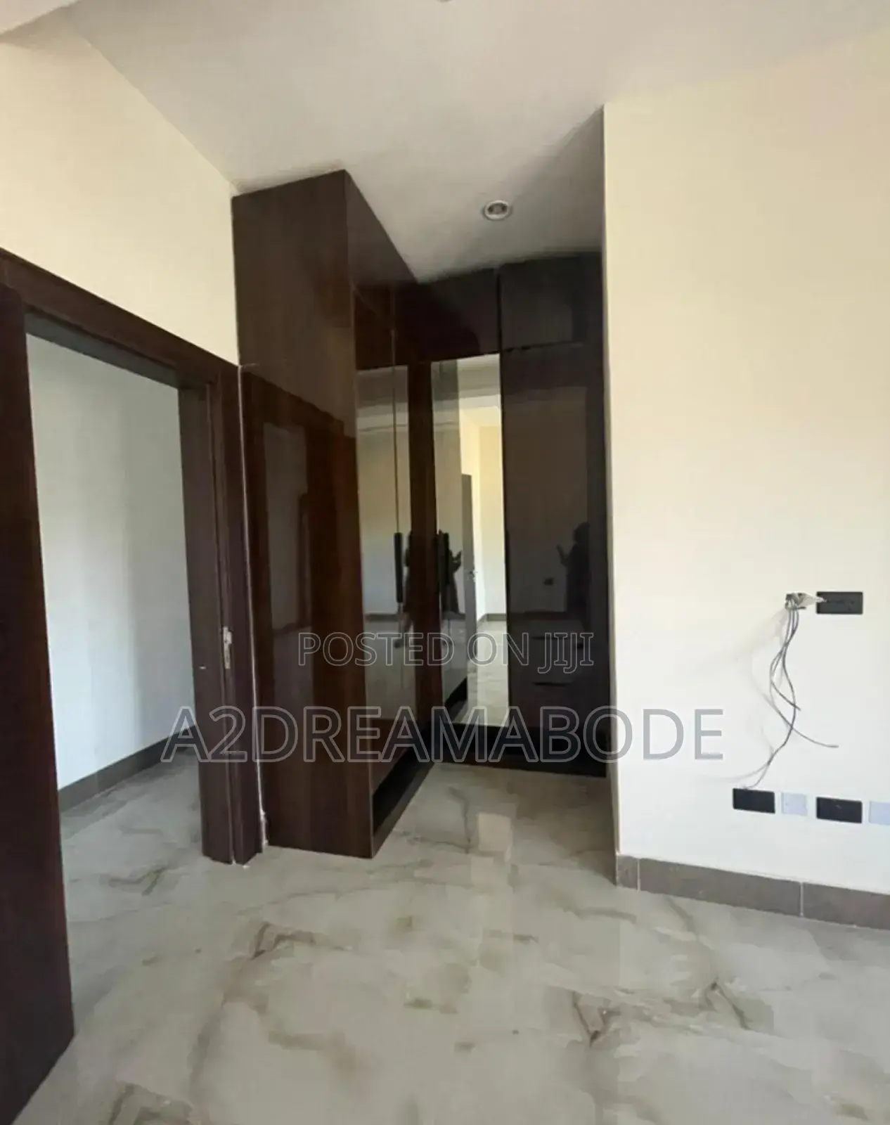 5bdrm Maisonette in Old Ikoyi for rent