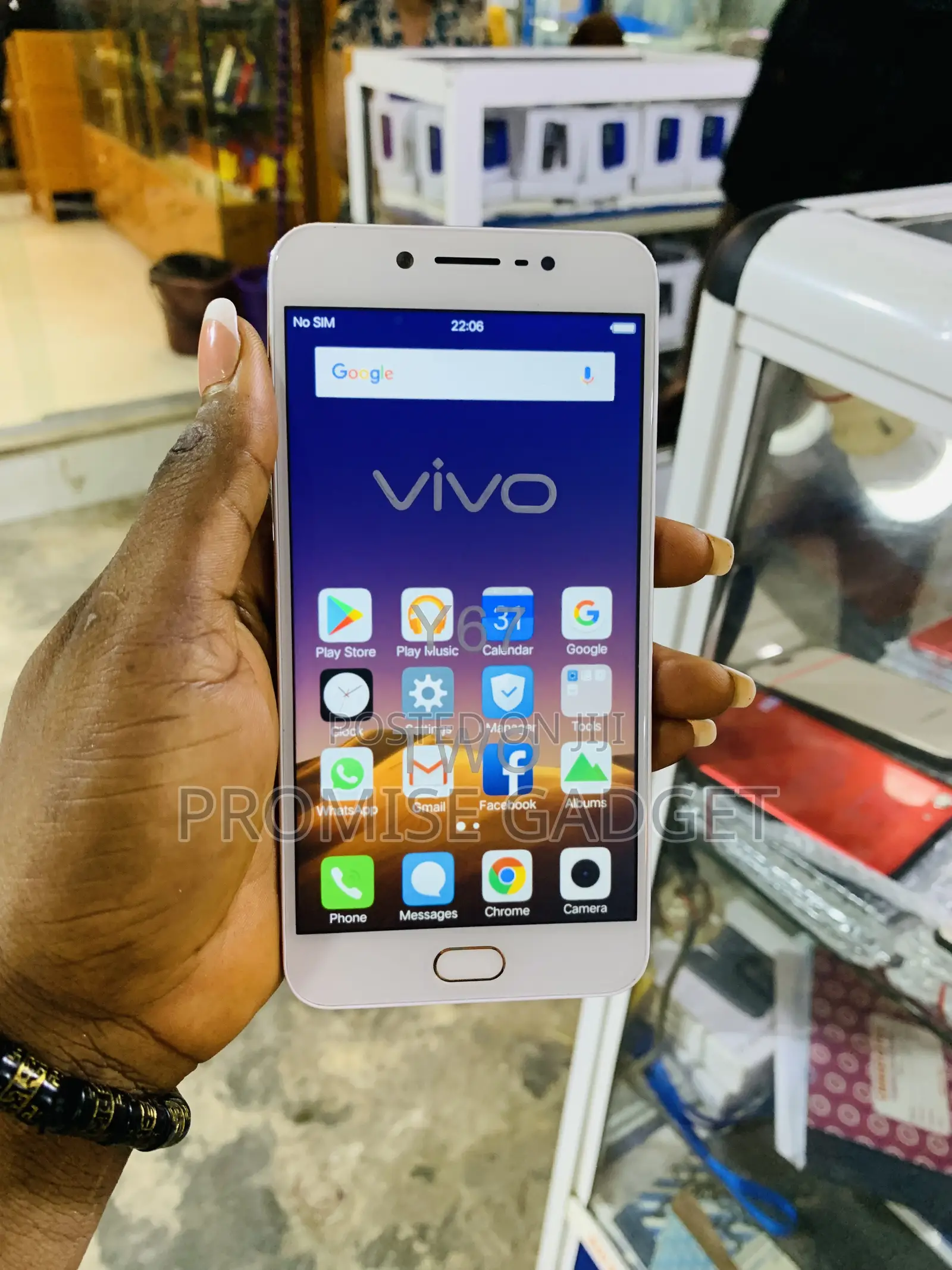 Vivo Y67 32 GB Gold