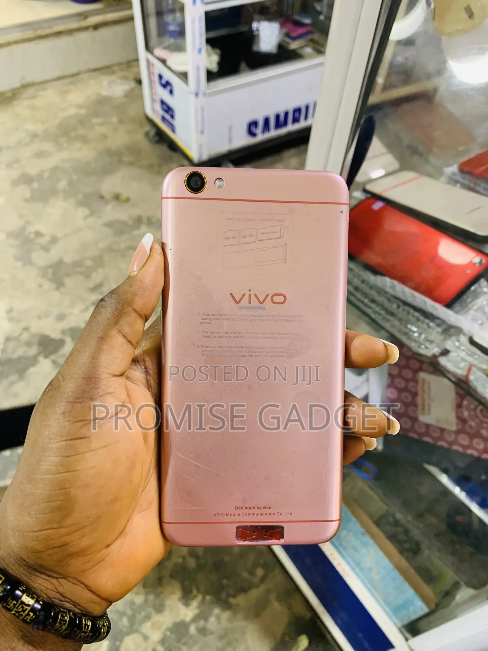 Vivo Y67 32 GB Gold