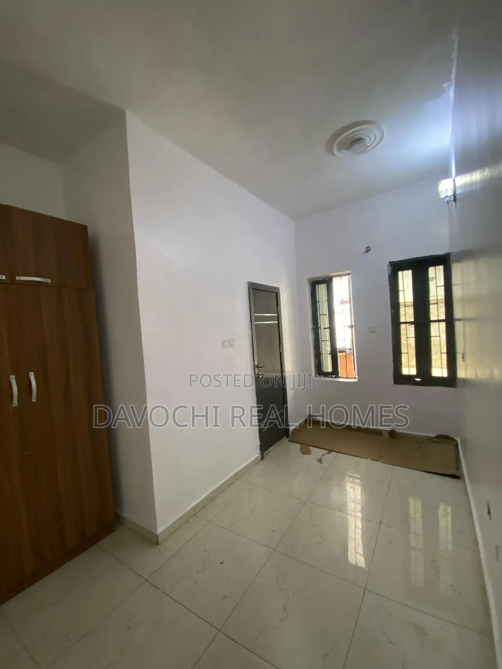 4bdrm Duplex in Conservative, for rent