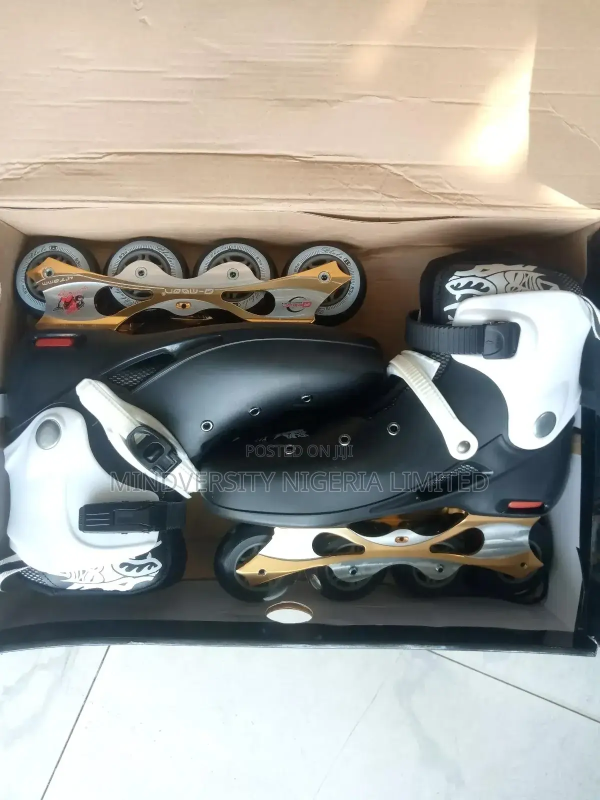 Size 45 Powerstar Roller Skates