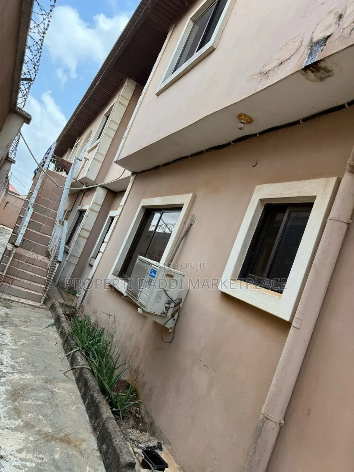 3bdrm Block of Flats in Off Alaja Road, Ayobo for sale