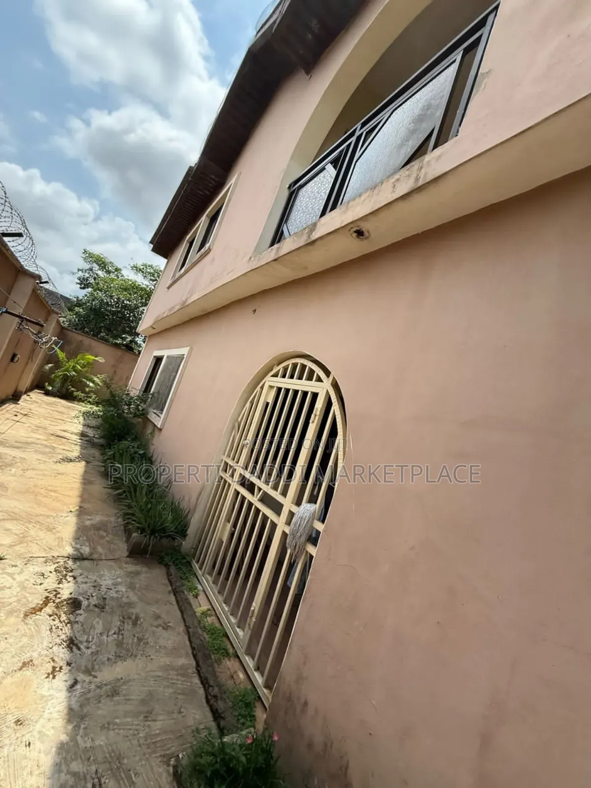 3bdrm Block of Flats in Off Alaja Road, Ayobo for sale