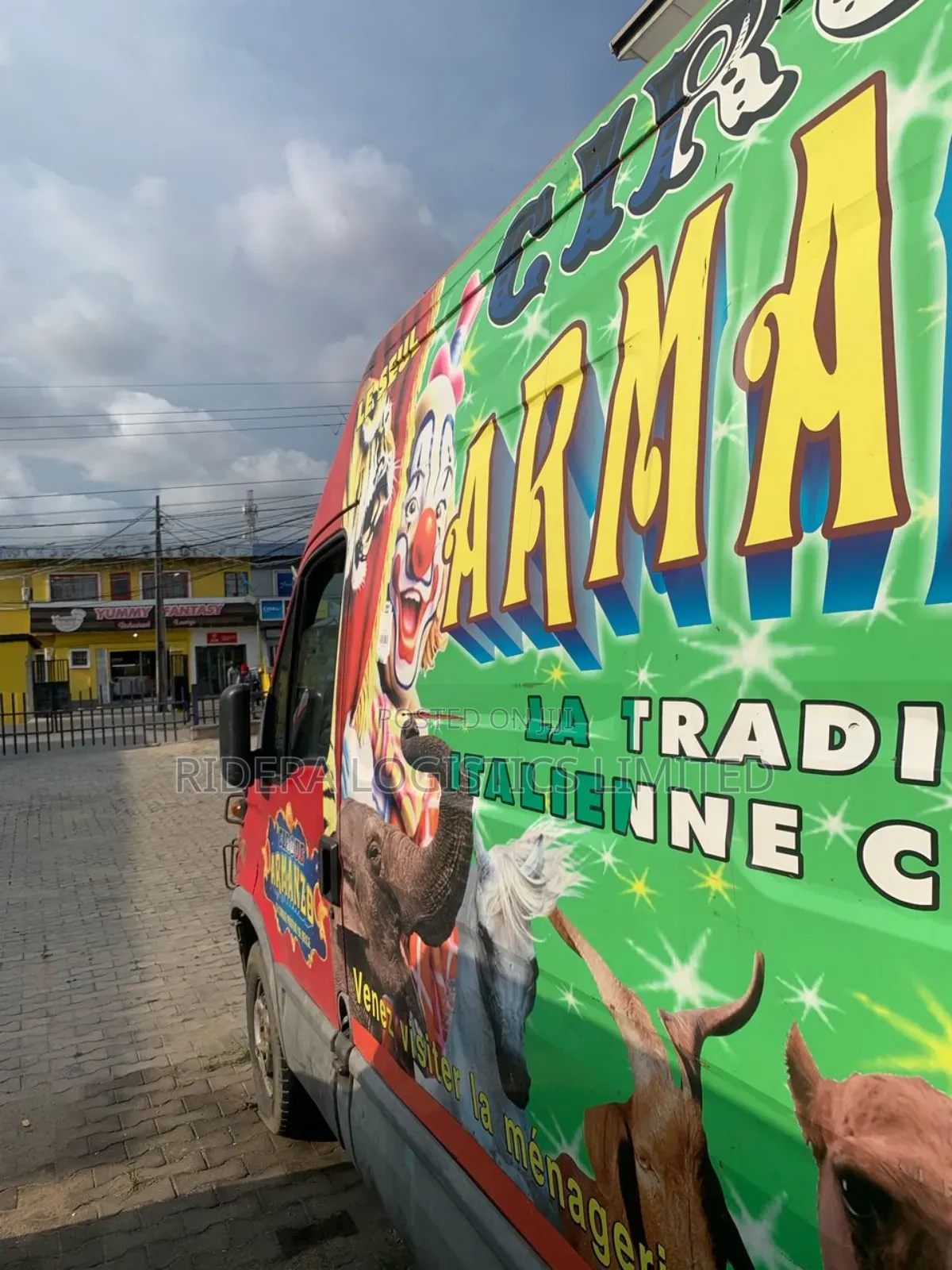 Van For Hire In Mainland