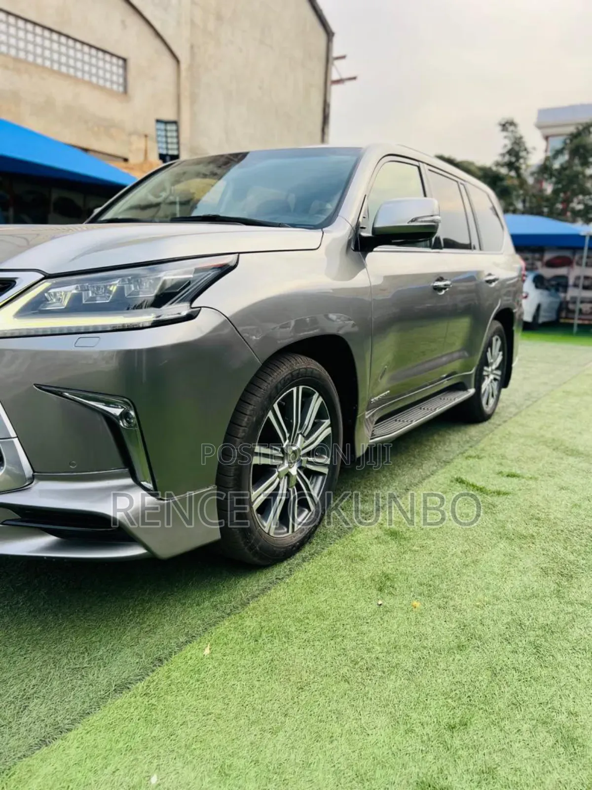 Lexus LX 2017 Silver