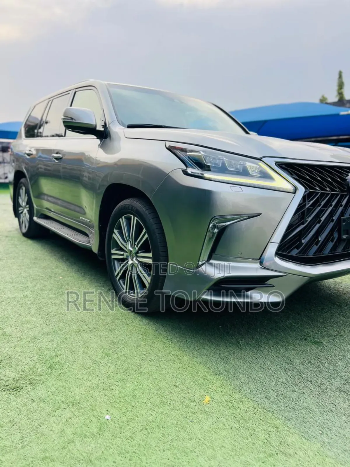 Lexus LX 2017 Silver