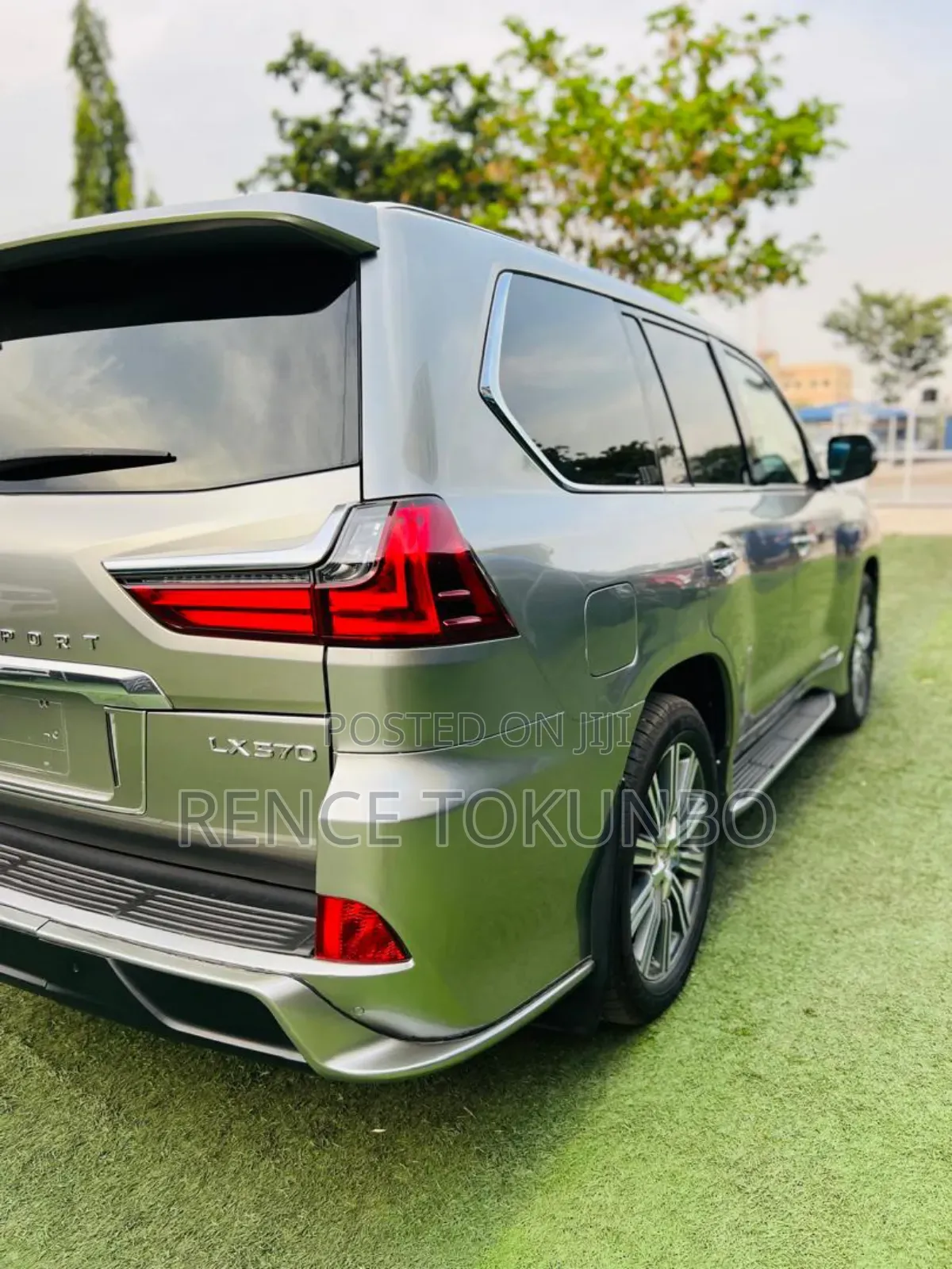 Lexus LX 2017 Silver