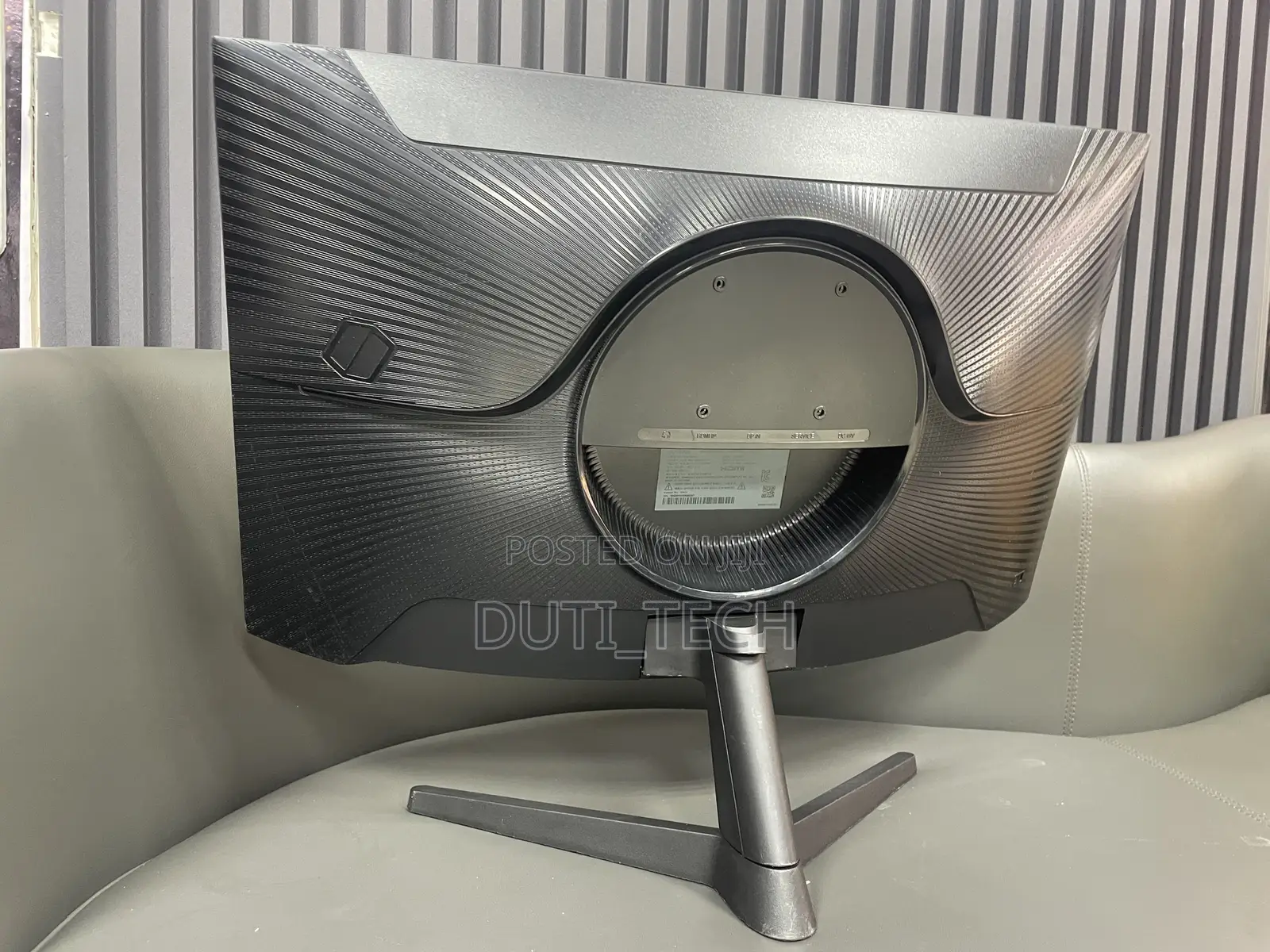 Samsung G5 Odyssey 27" Curved 144hz QHD HDR Gaming Monitor