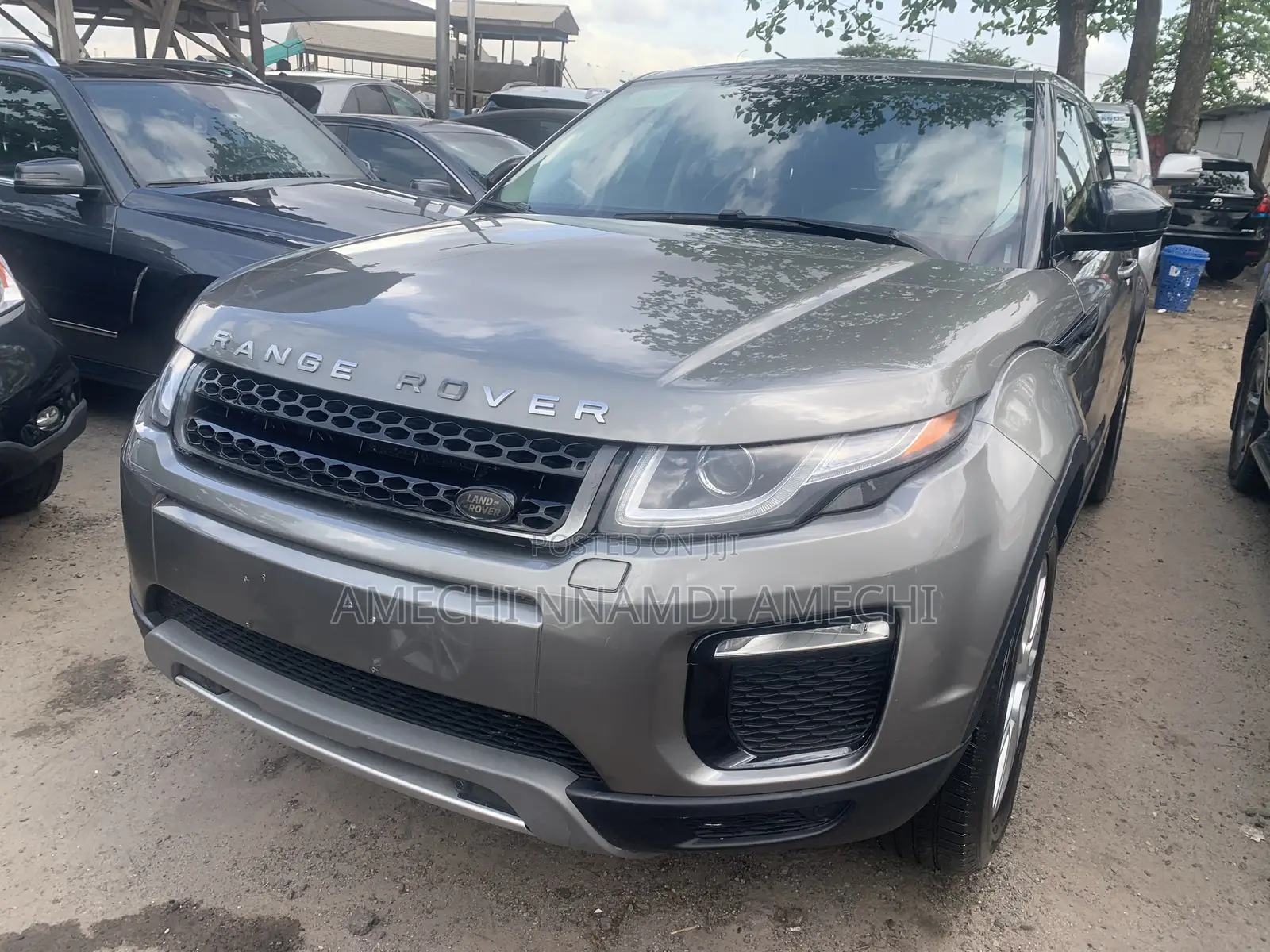 Land Rover Range Rover Evoque HSE 4x4 5-Door 2019 Gray