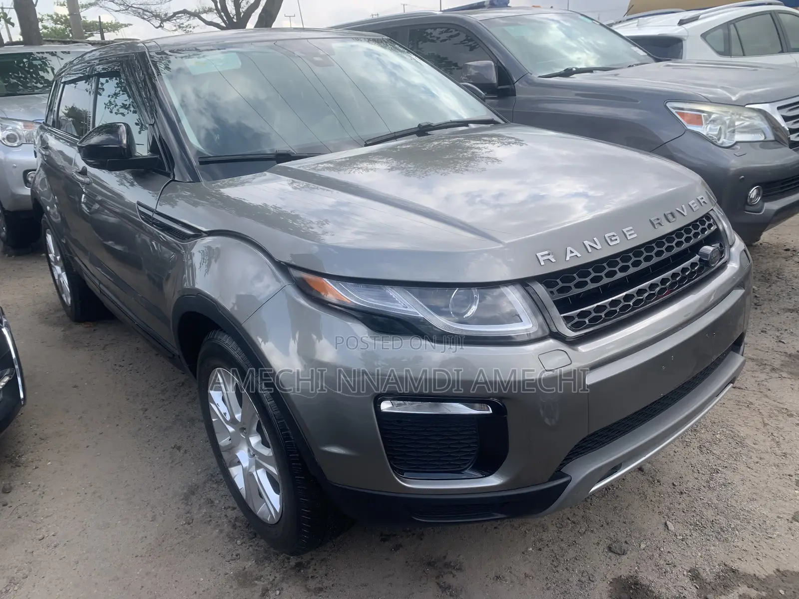 Land Rover Range Rover Evoque HSE 4x4 5-Door 2019 Gray