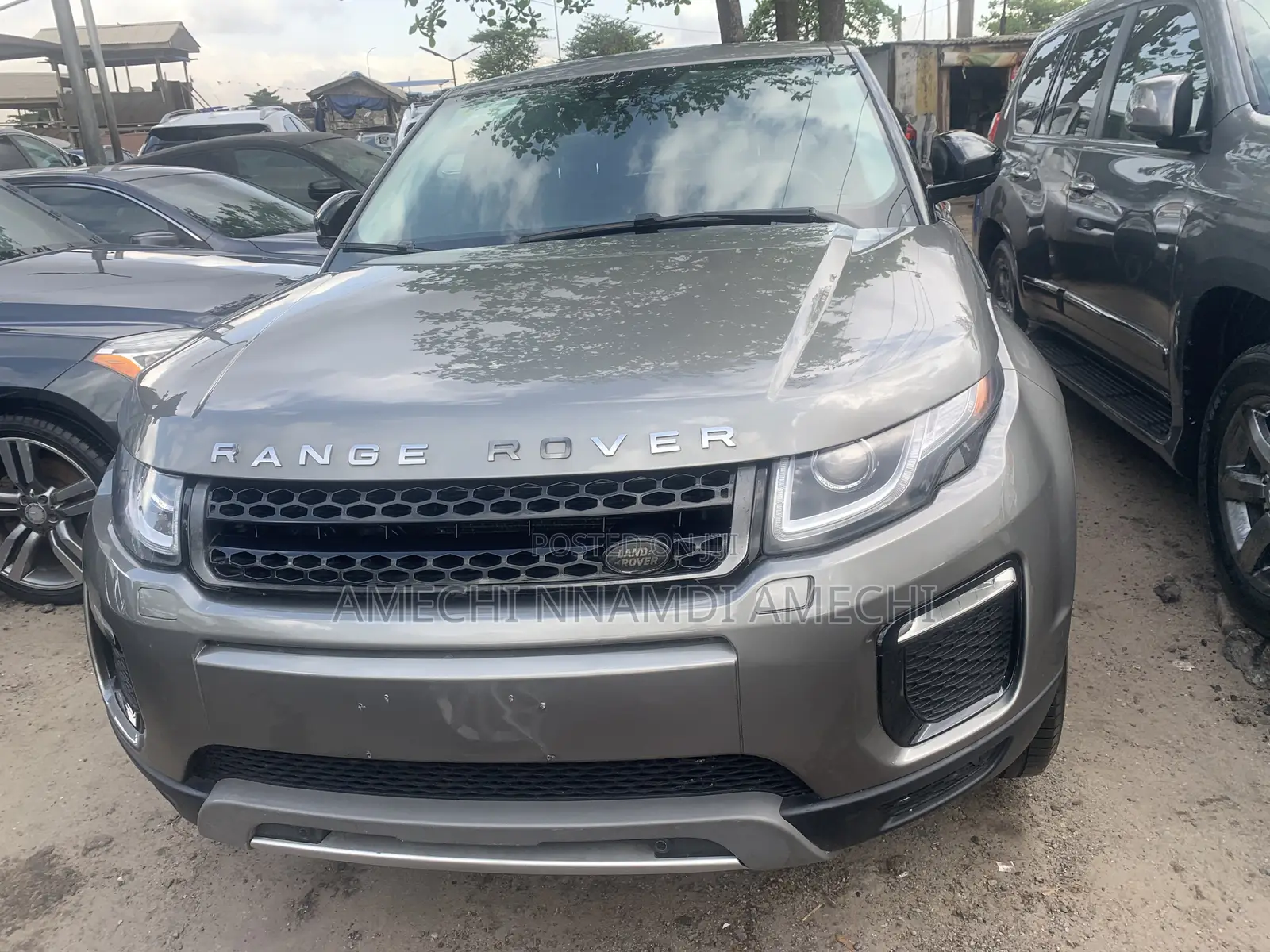Land Rover Range Rover Evoque HSE 4x4 5-Door 2019 Gray