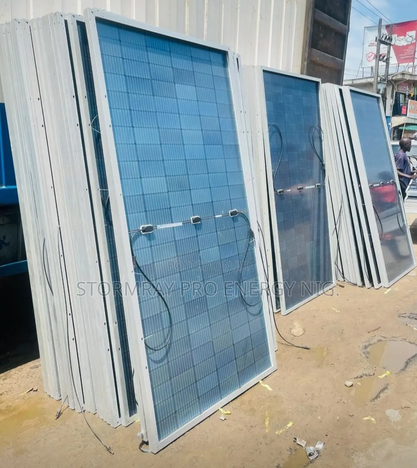 15kwh Battery/10kva/550w Panels