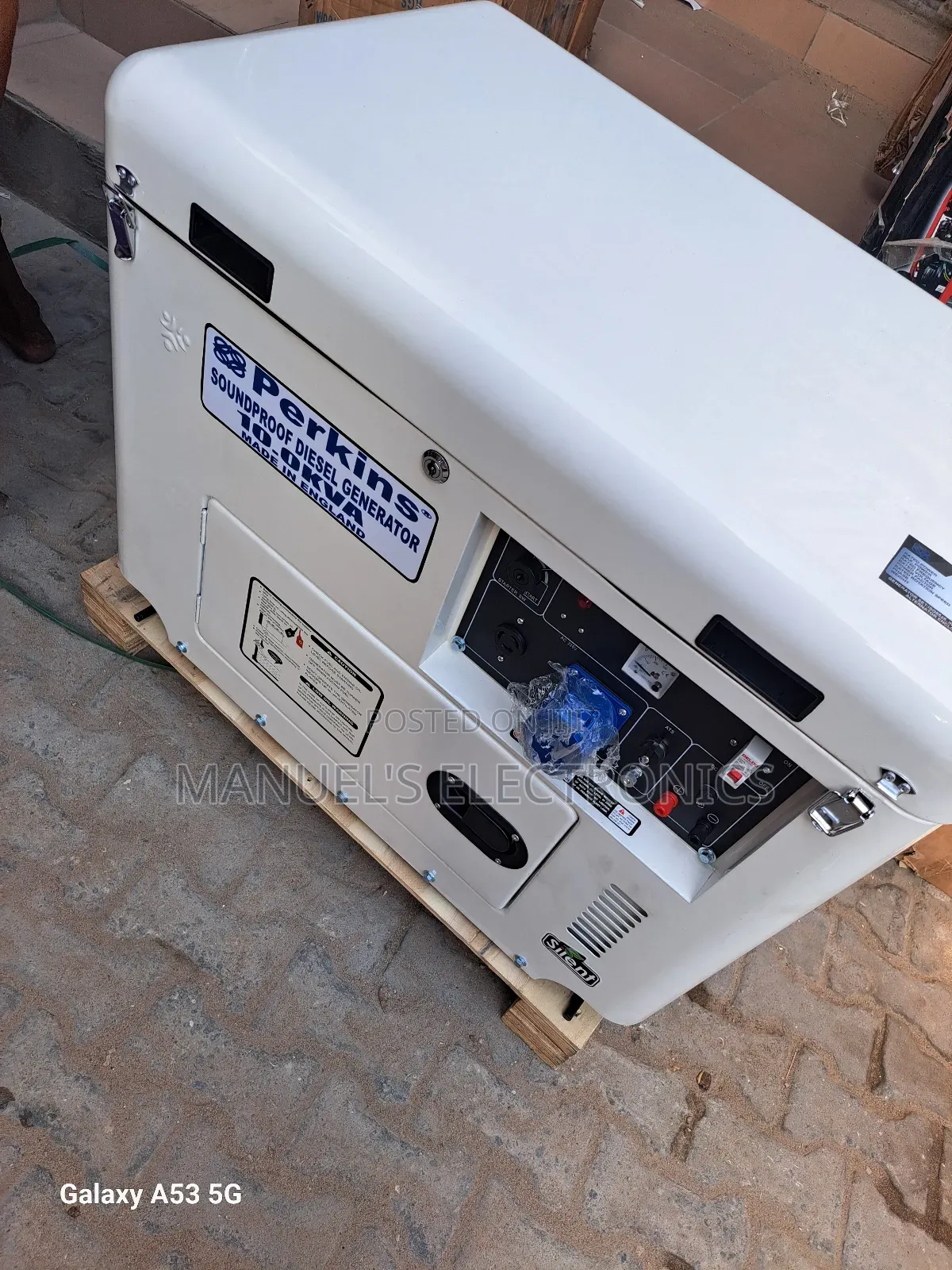 Quality 10kva Perkins Diesel Soundproof Generator 100% Coppe