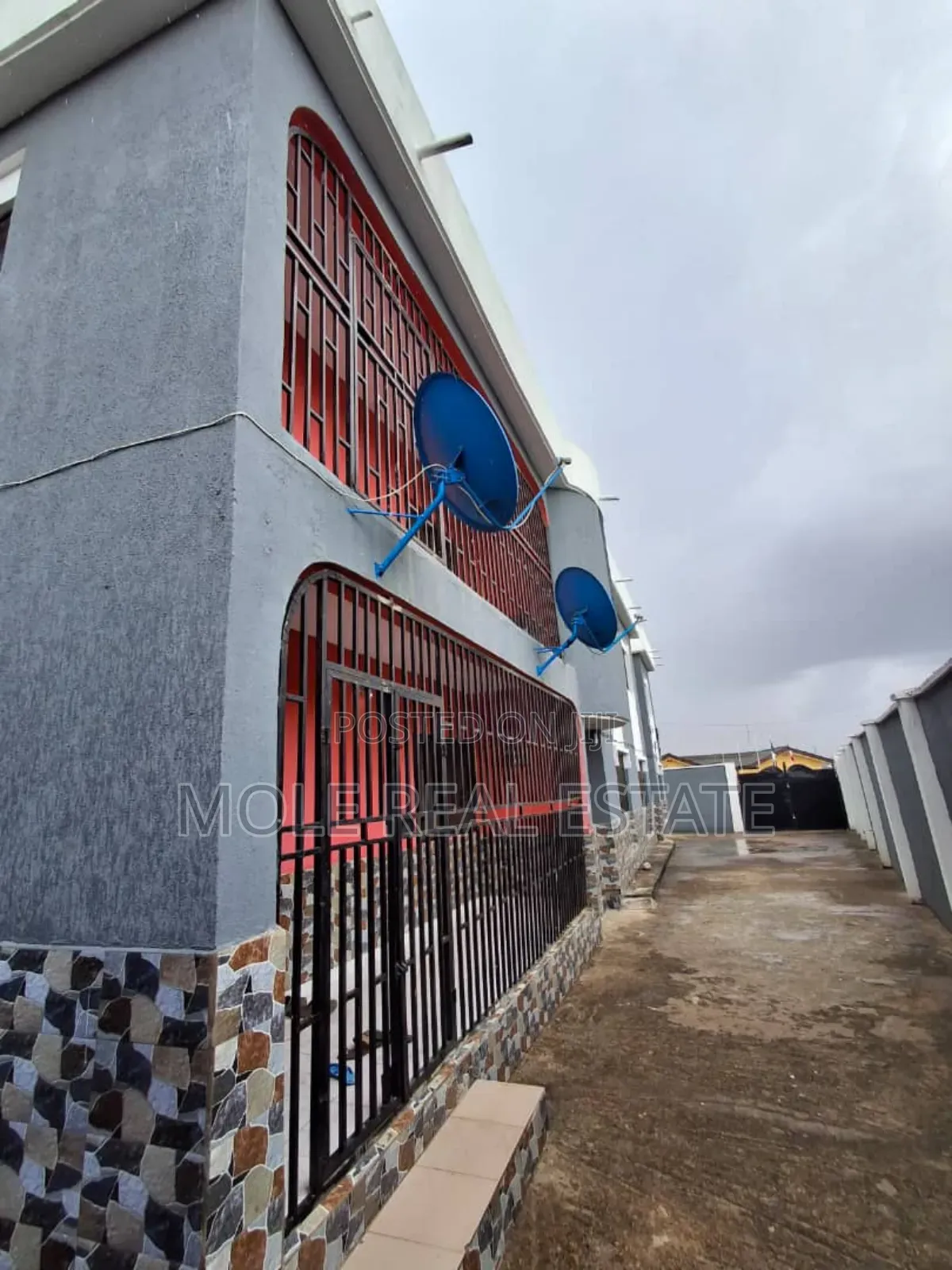 3bdrm Apartment in Meiran for sale