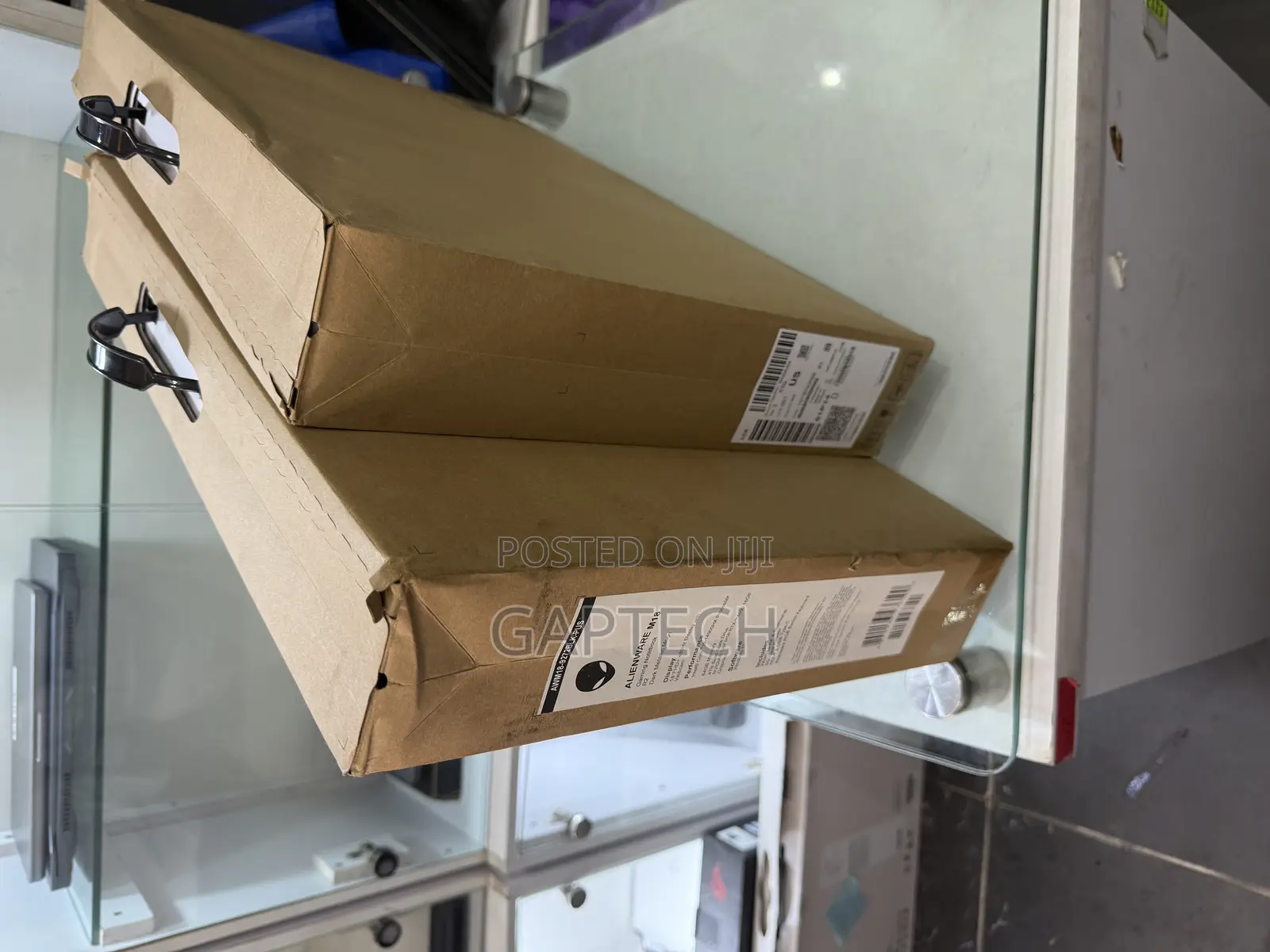 New Laptop Dell Alienware M18 R2 64GB Intel Core i9 SSD 4T