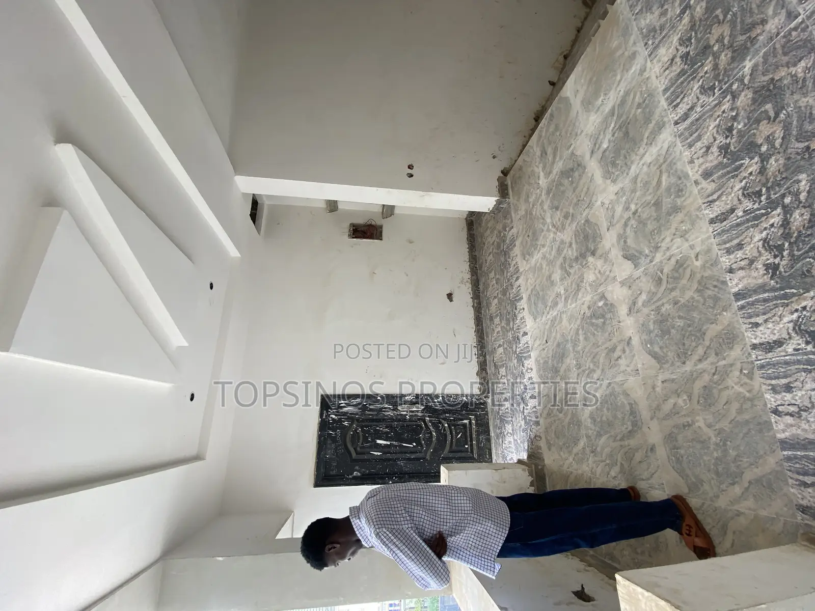 1bdrm Block of Flats in Dawaki for rent